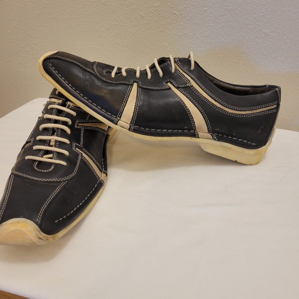 BACCO BUCCI Stylish Black and Cream Men's Shoes